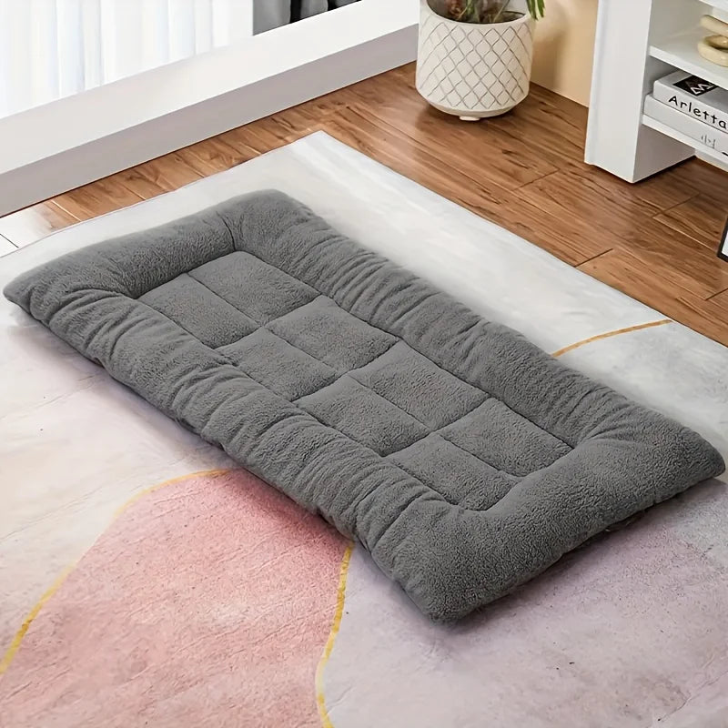 Extra-Large Plush Dog Bed — Soft Thickened Sofa Mat for Small, Medium & Large Dogs